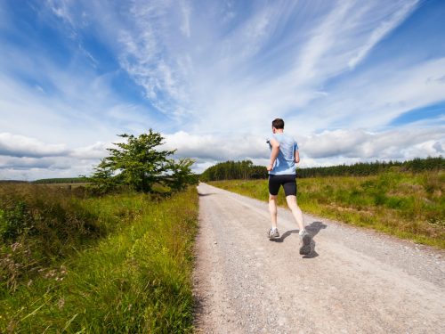 Fitness Mann der joggt
